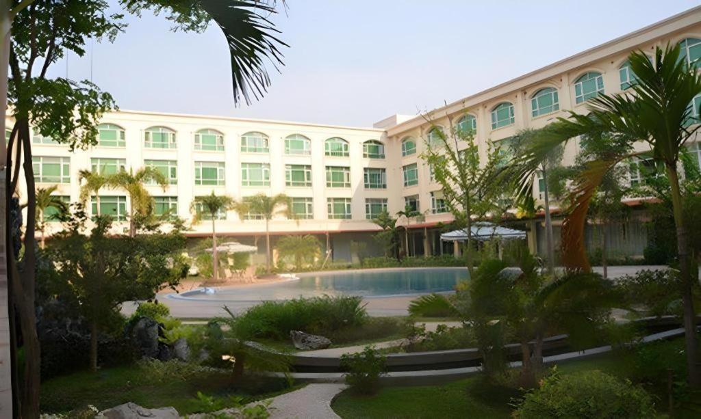 San Jiang Grand Hotel Vientiane Exteriér fotografie