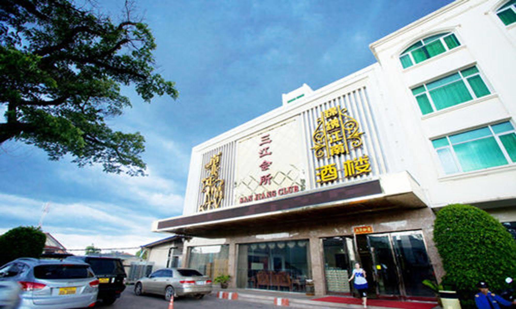 Sanjiang Grand Hotel Vientiane Exteriér fotografie